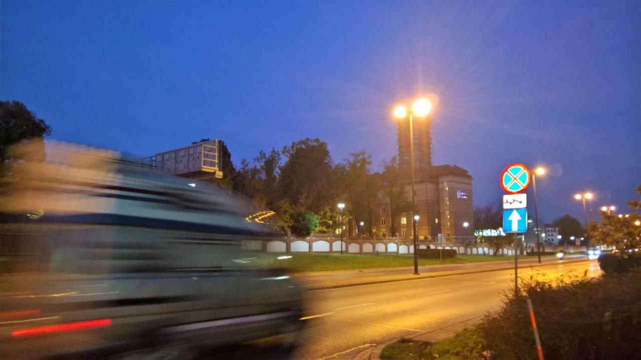 R&R Apart Cracow كراكوفيا المظهر الخارجي الصورة