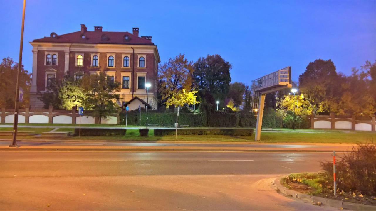 R&R Apart Cracow كراكوفيا المظهر الخارجي الصورة
